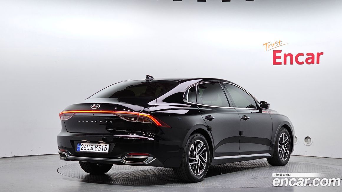 Hyundai Grandeur 2021