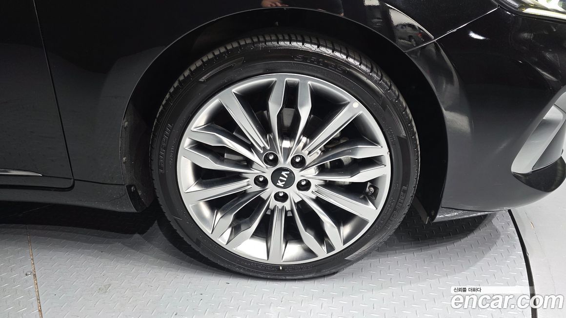 Kia K7 2020