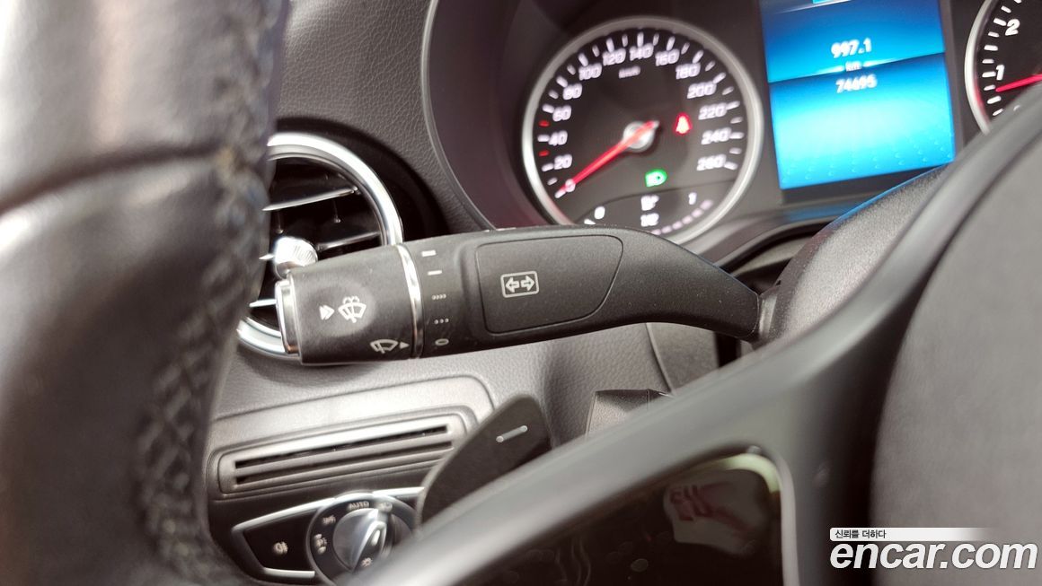 Mercedes-Benz C-Class 2020