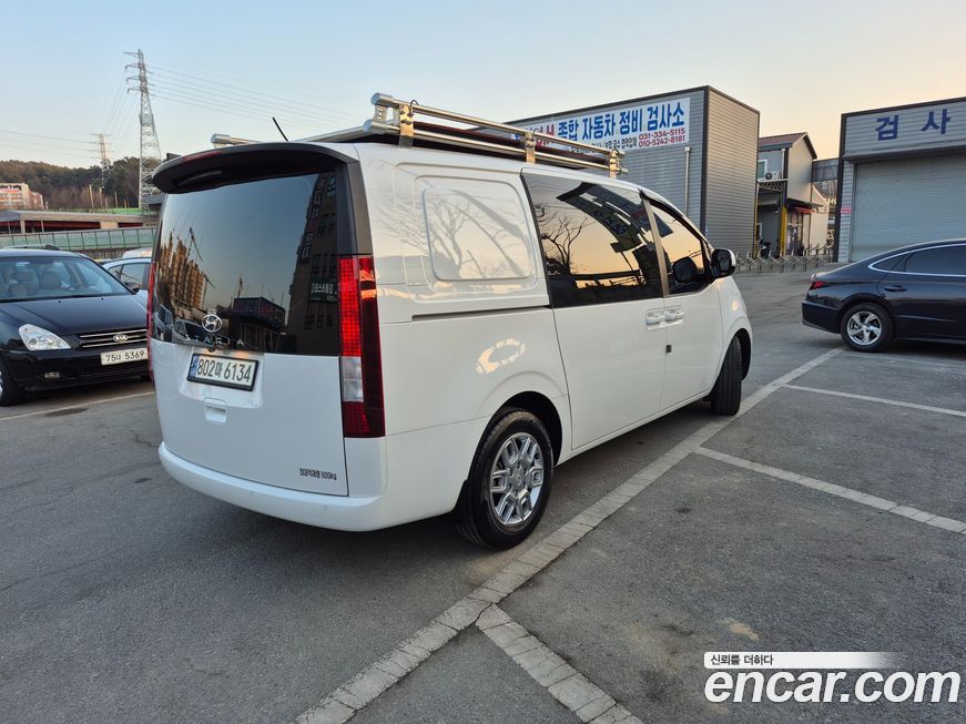 Hyundai Staria 2022