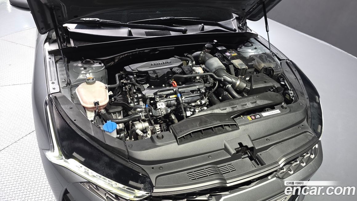 Kia K5 2023