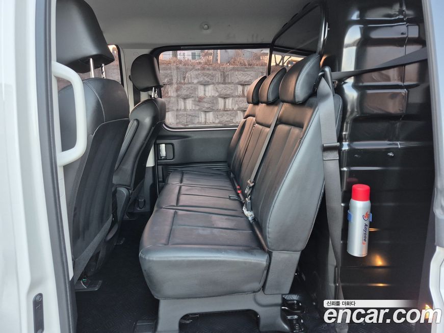 Hyundai Staria 2022