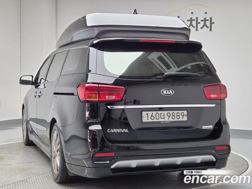 Kia Canival 2020