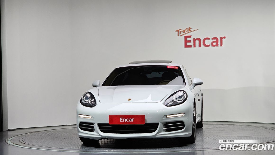 Porsche Panamera 2014