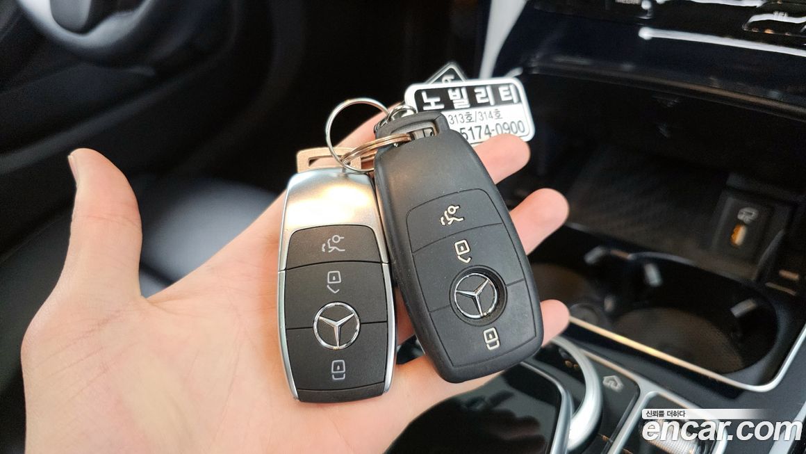 Mercedes-Benz C-Class 2020