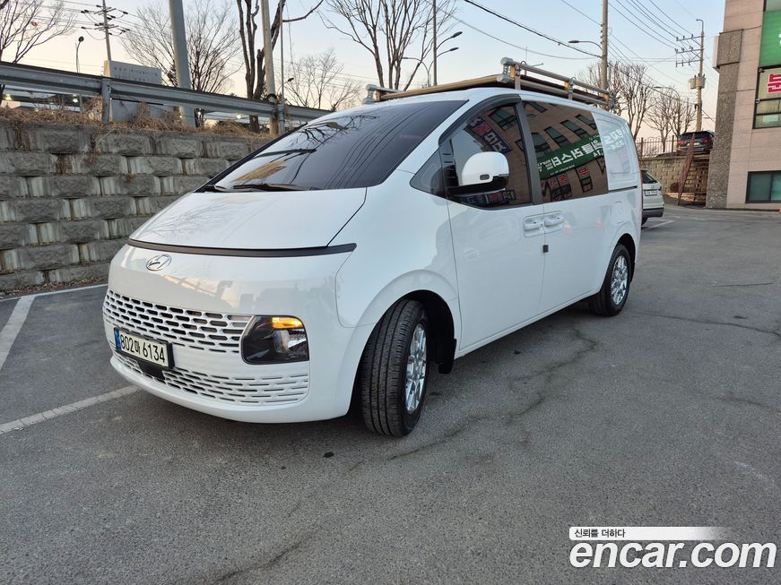 Hyundai Staria 2022