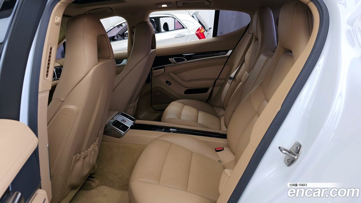 Porsche Panamera 2014