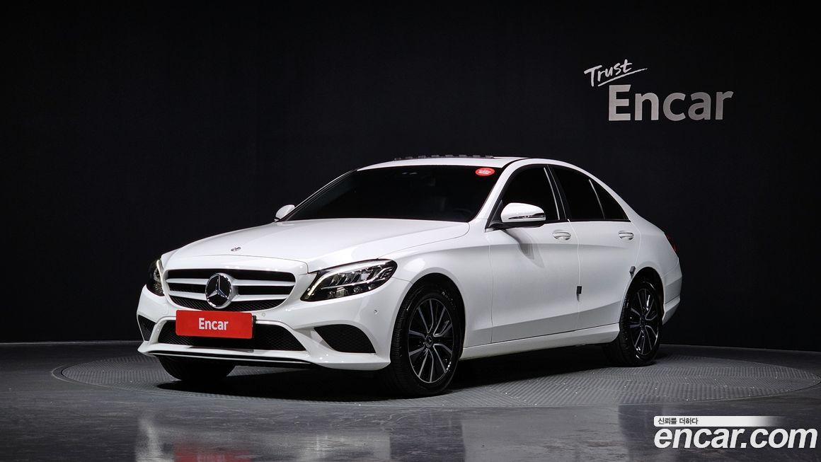 Mercedes-Benz C-Class 2020