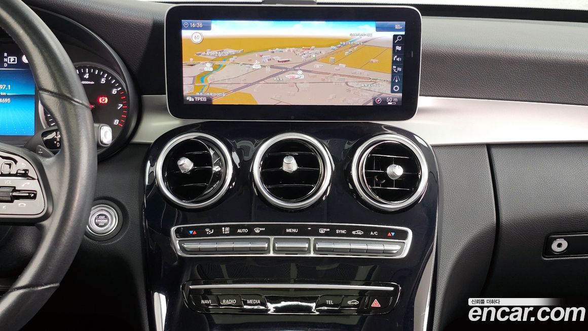 Mercedes-Benz C-Class 2020