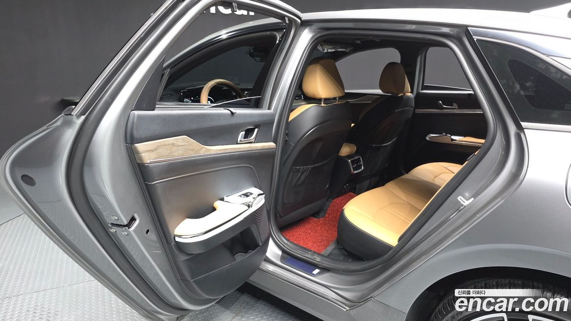 Kia K5 2023