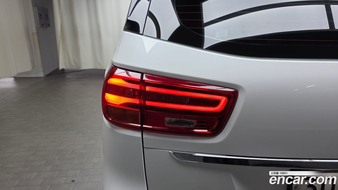 Kia Canival 2020