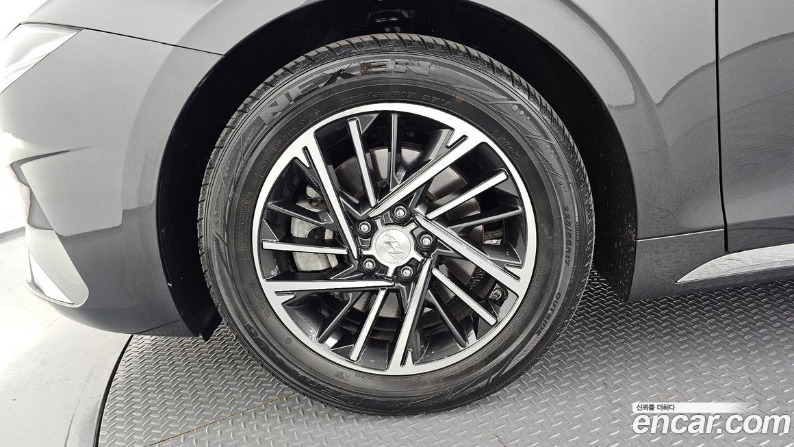 Hyundai Grandeur 2020