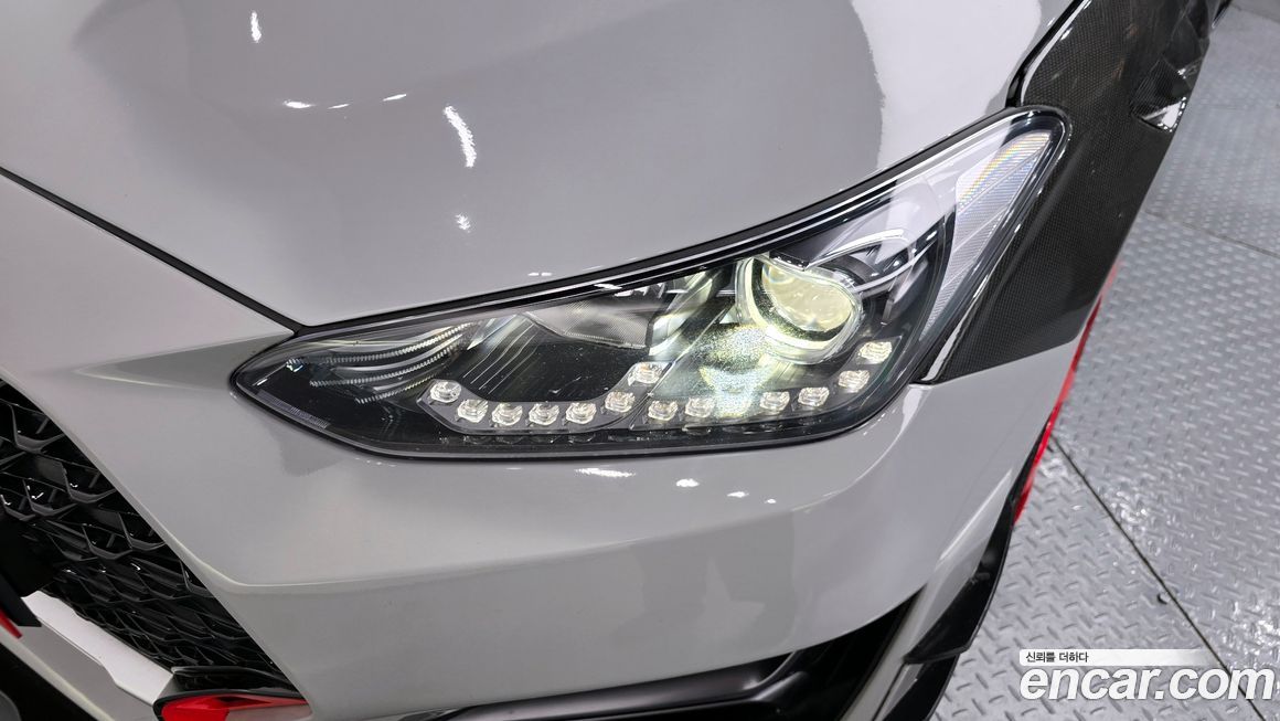 Hyundai Veloster 2022