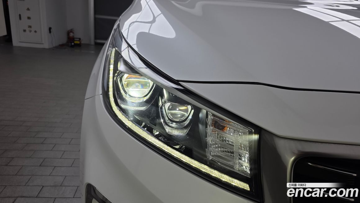 Kia Canival 2020