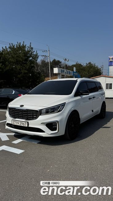 Kia Canival 2020
