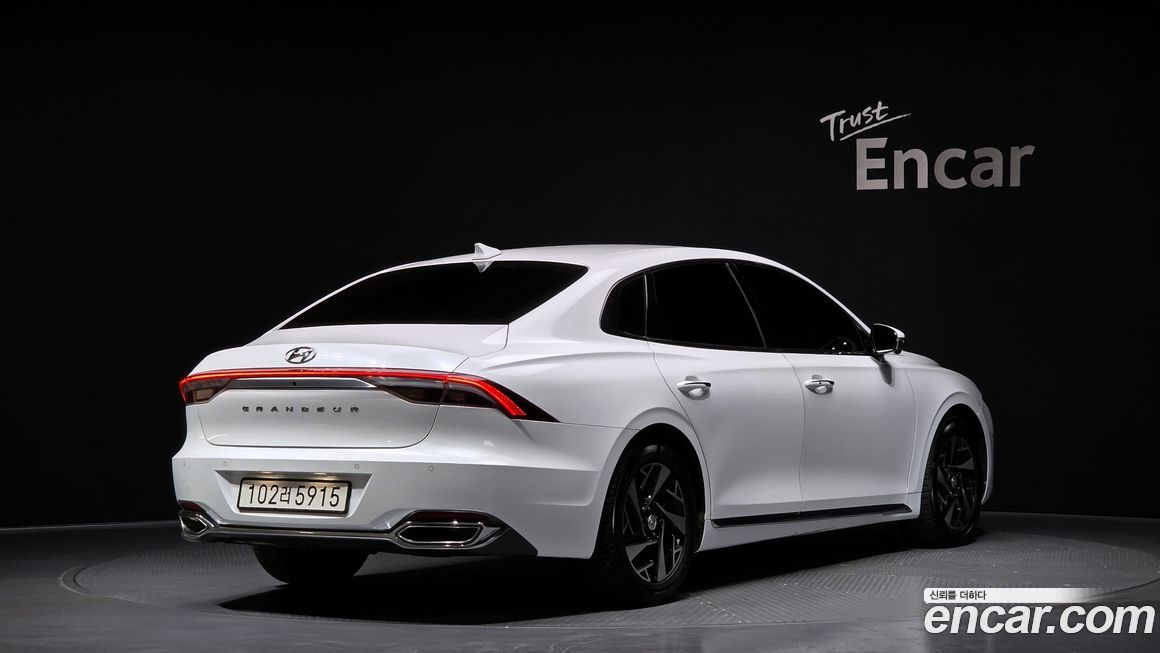 Hyundai Grandeur 2021