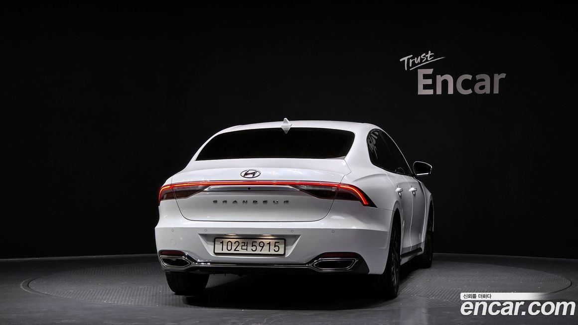 Hyundai Grandeur 2021