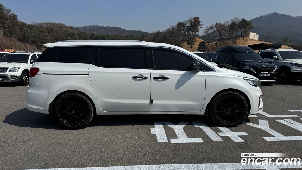 Kia Canival 2020