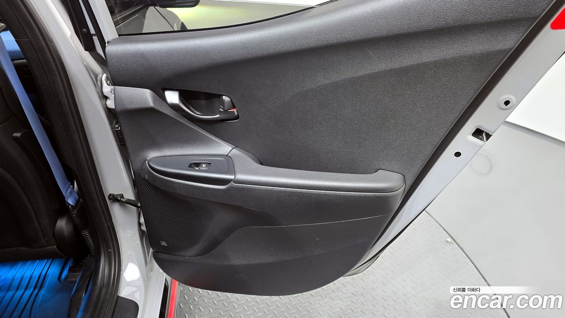 Hyundai Veloster 2022
