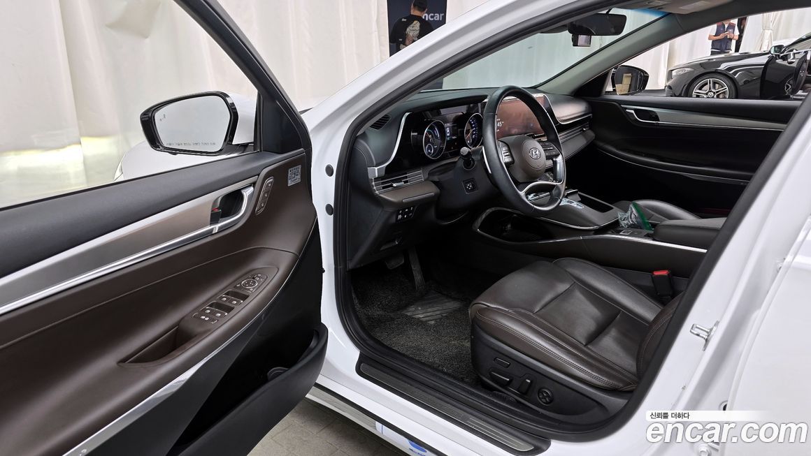 Hyundai Grandeur 2021