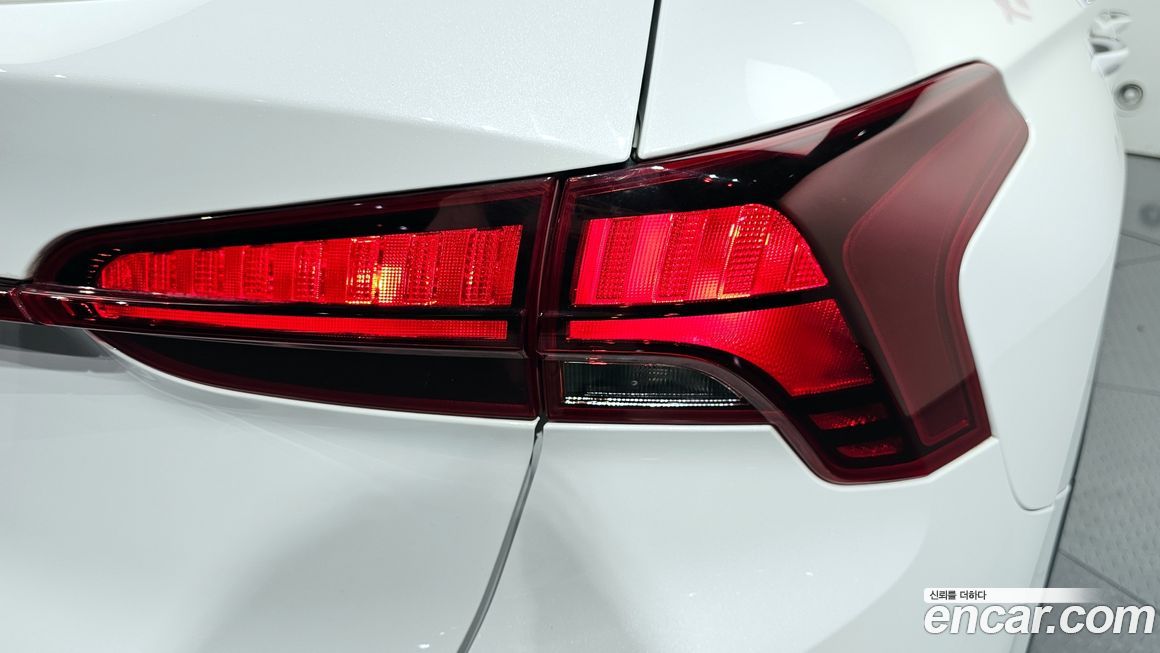 Hyundai Santafe 2022