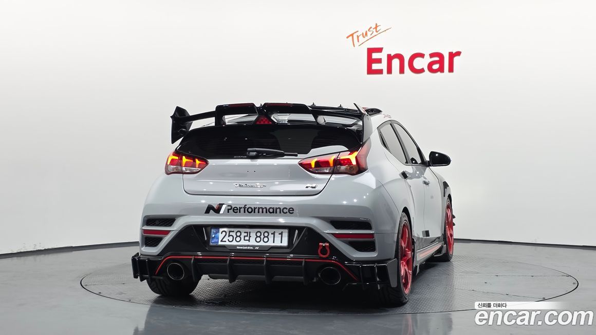 Hyundai Veloster 2022