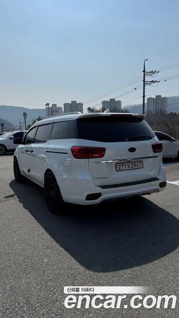 Kia Canival 2020