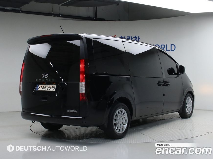Hyundai Staria 2022