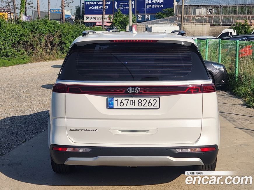 Kia Canival 2021
