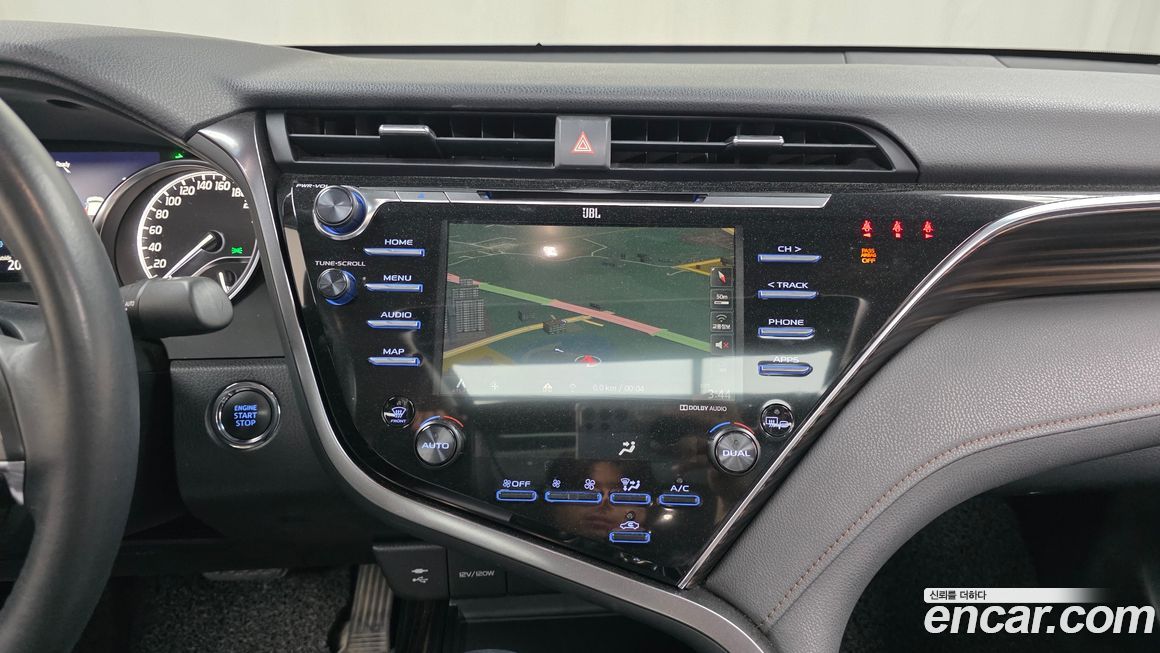 Toyota Camry 2018