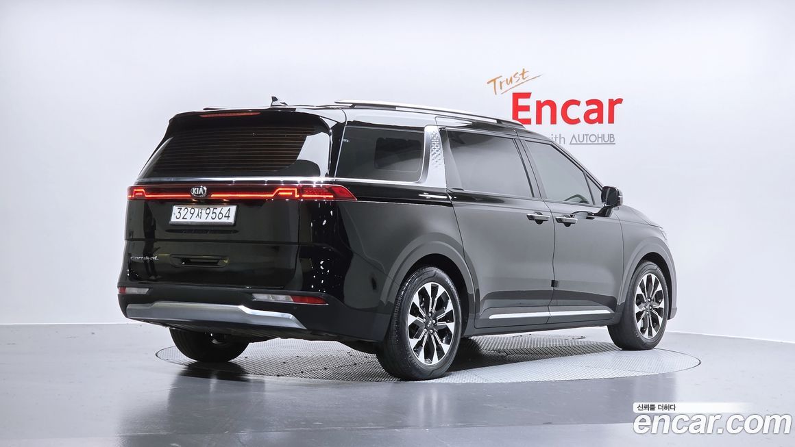 Kia Canival 2021