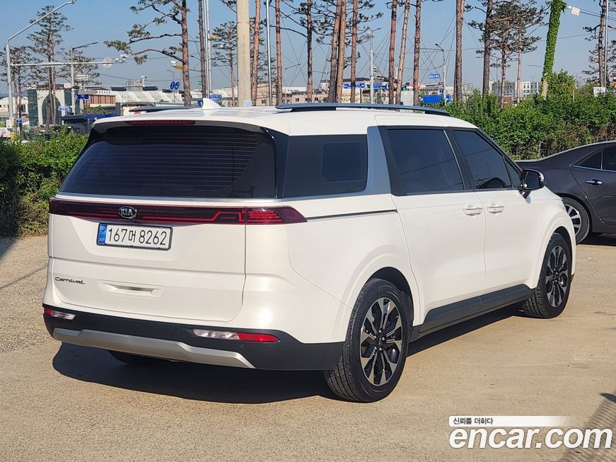 Kia Canival 2021