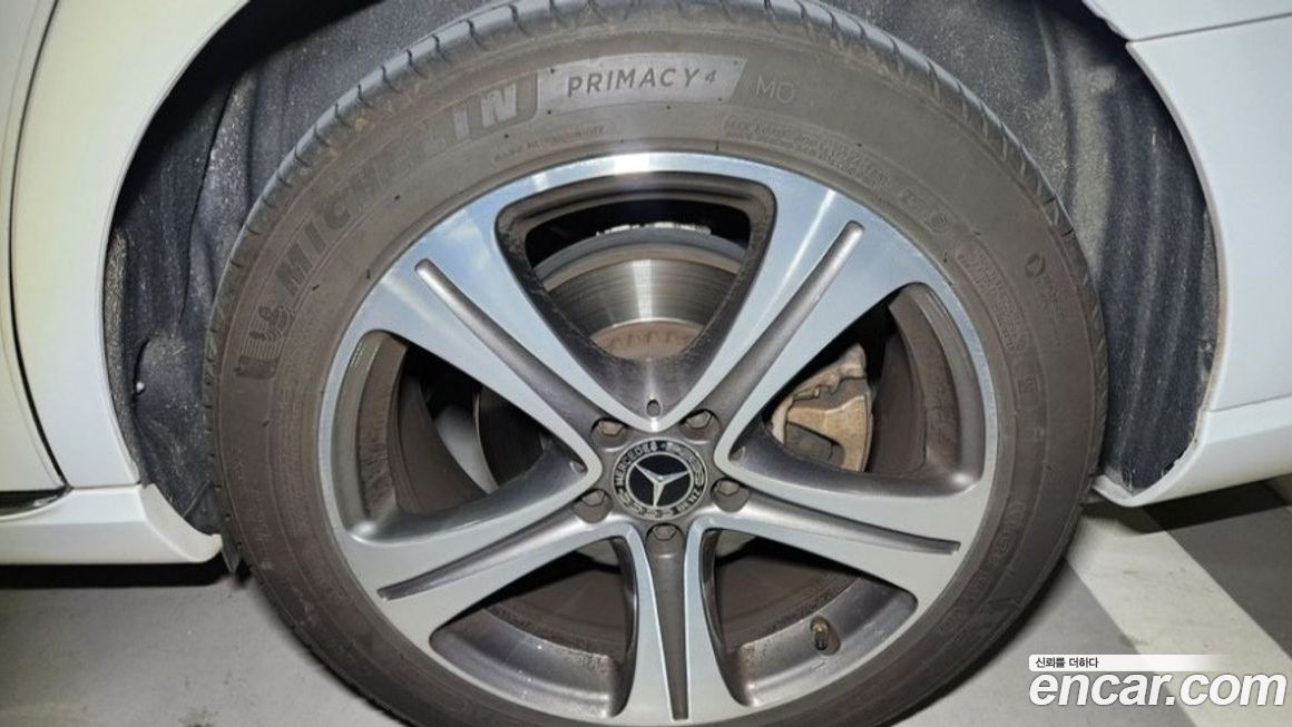 Mercedes-Benz E-Class 2019