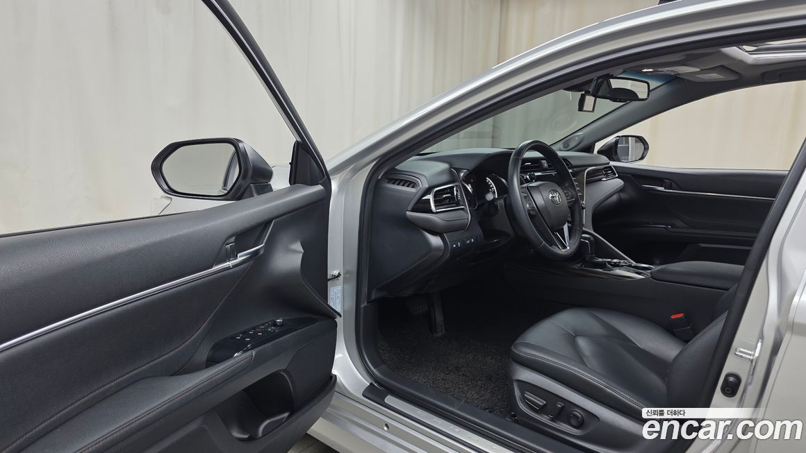 Toyota Camry 2018