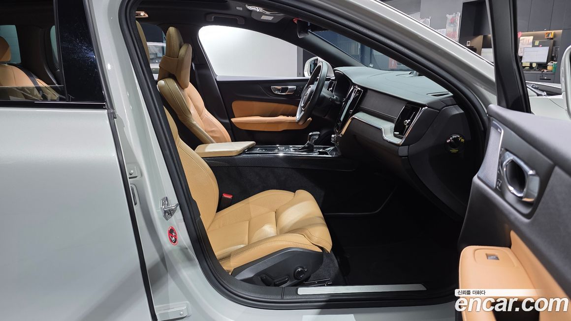 Volvo V60 2019