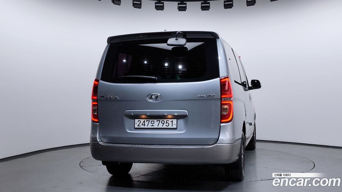 Hyundai Starex 2020