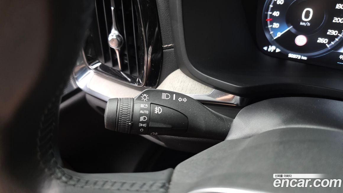 Volvo V60 2019