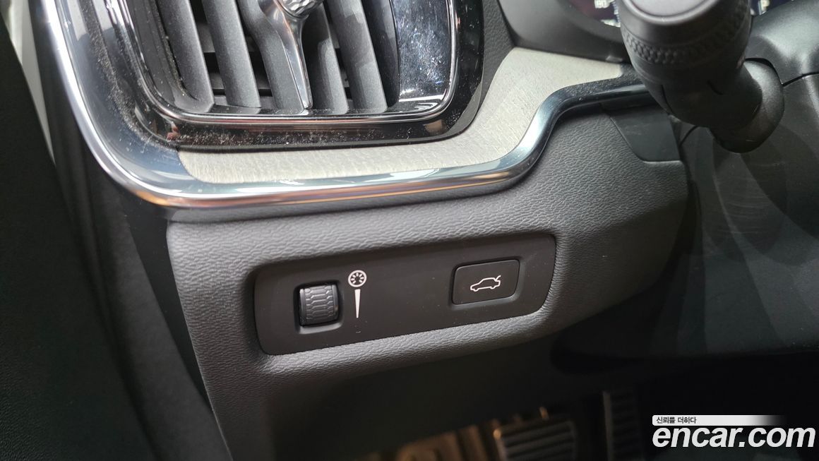 Volvo V60 2019