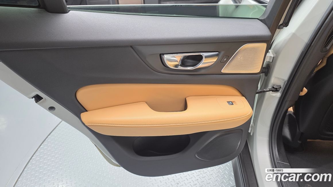 Volvo V60 2019