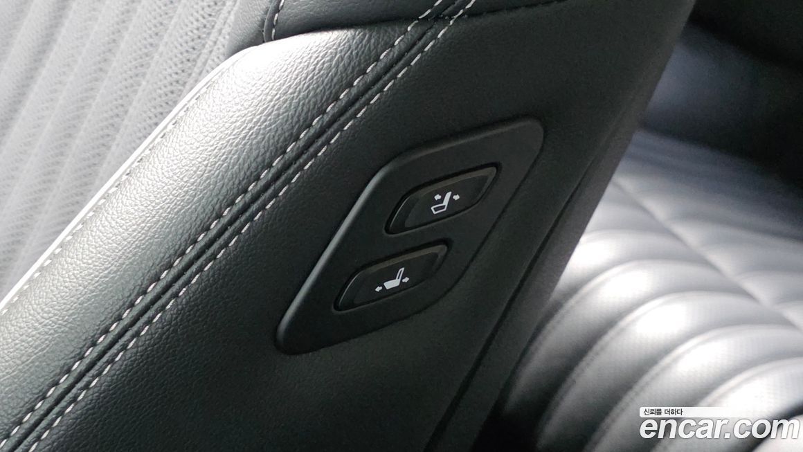 Genesis G70 2020