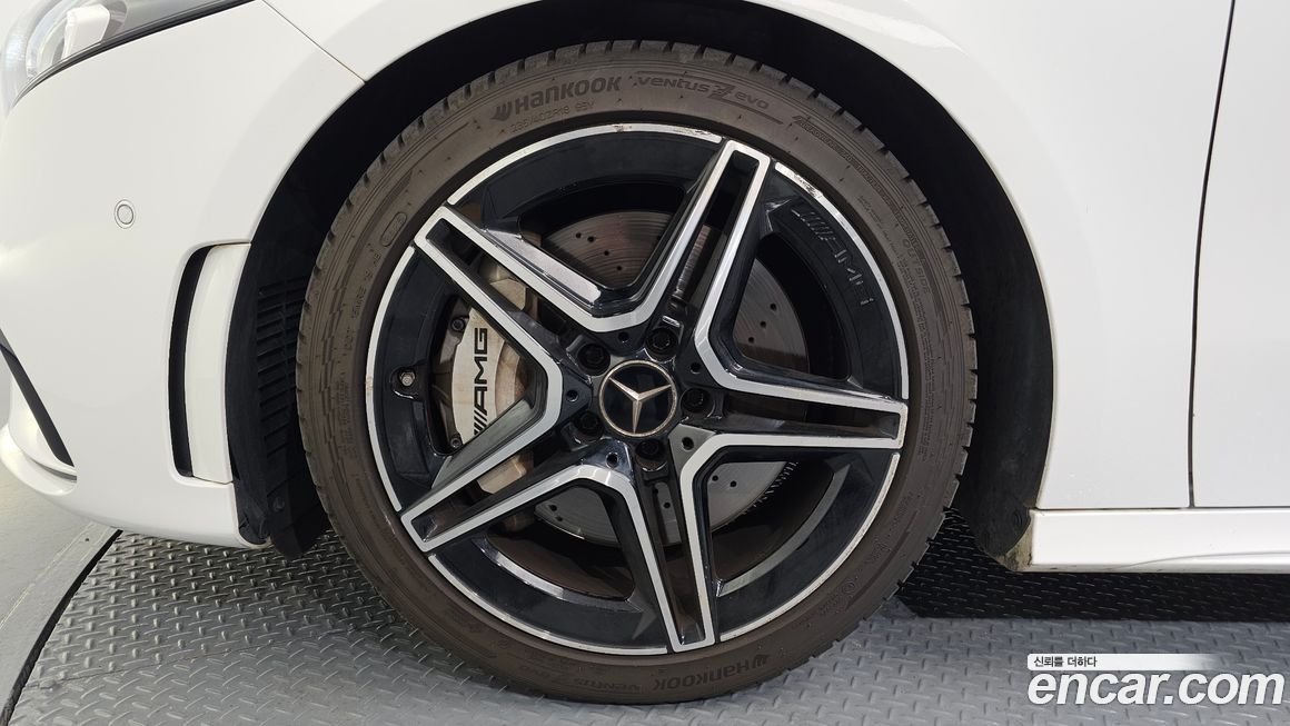 Mercedes-Benz A-Class 2021