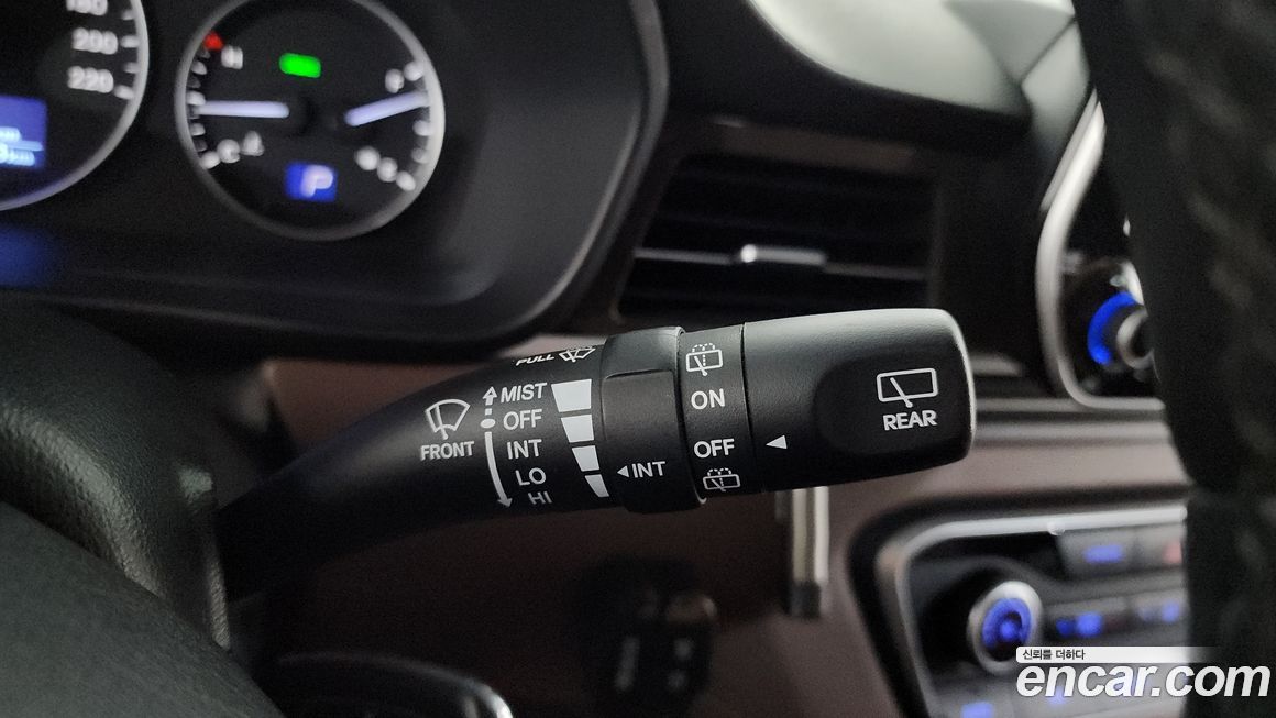 Hyundai Starex 2020