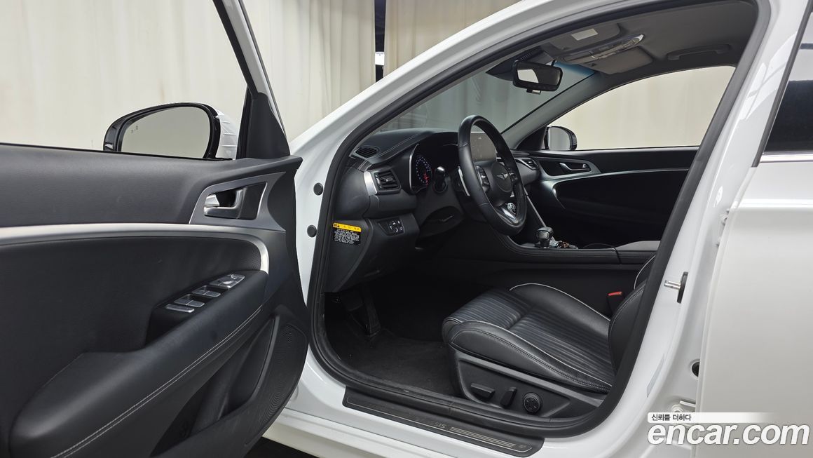 Genesis G70 2020