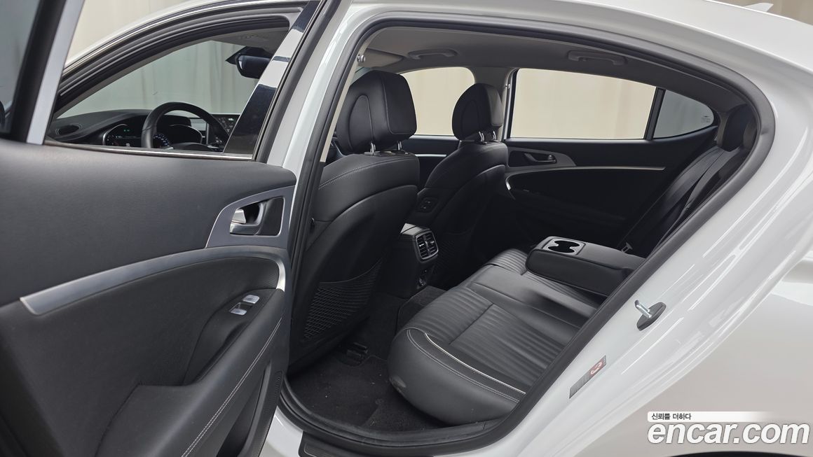 Genesis G70 2020
