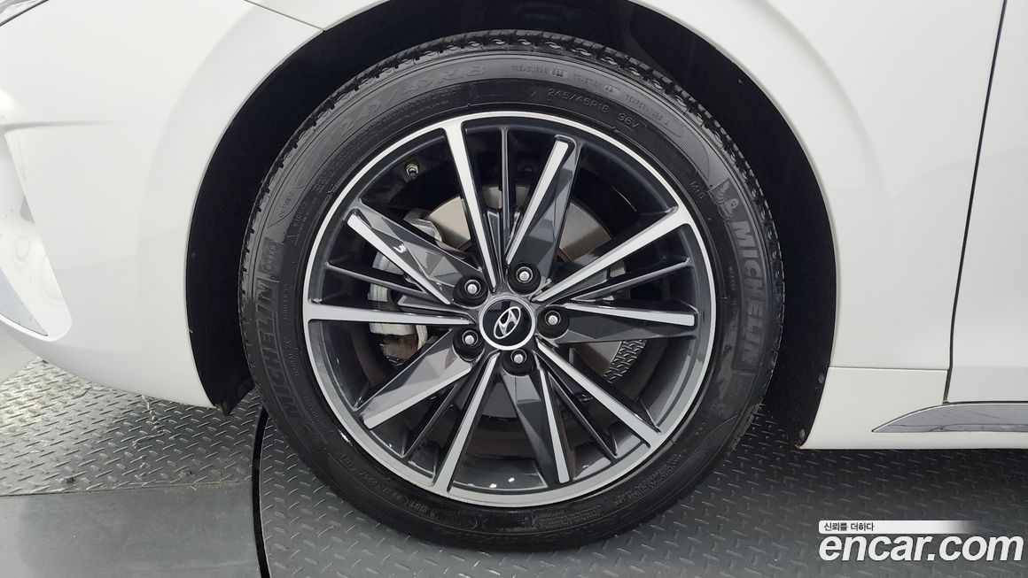 Hyundai Grandeur 2020