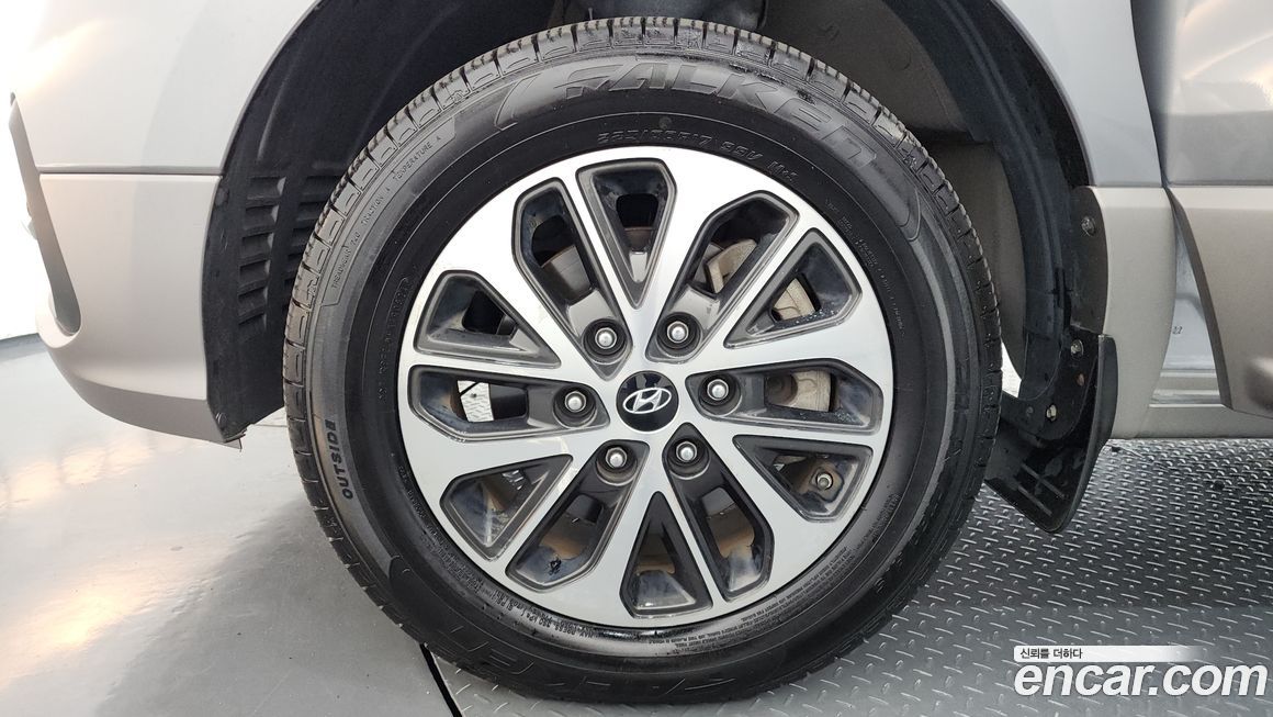Hyundai Starex 2020