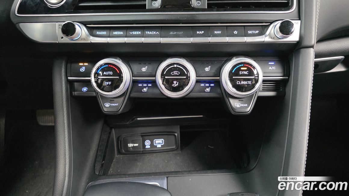 Genesis G70 2020