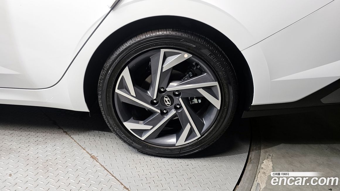 Hyundai AVANTE 2026