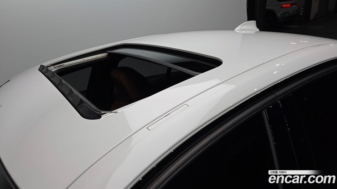 BMW 3-Series 2018