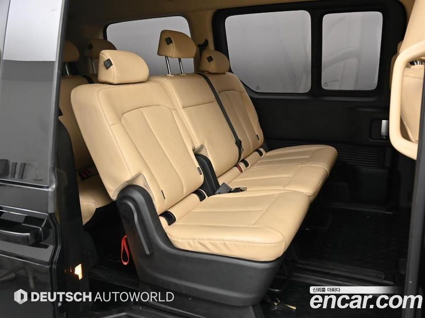 Hyundai Staria 2022